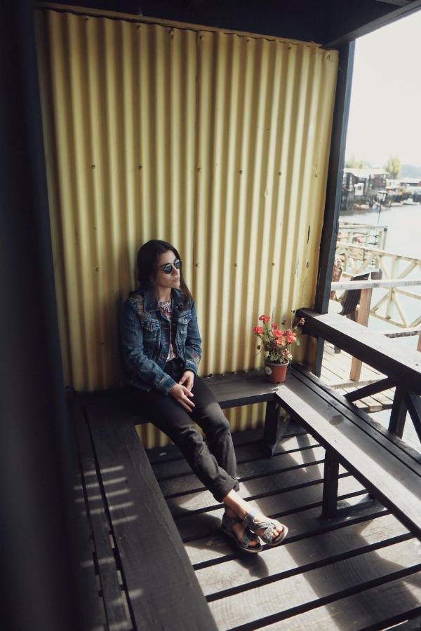 Hotel & Cafe Bauda Castro Ngoại thất bức ảnh